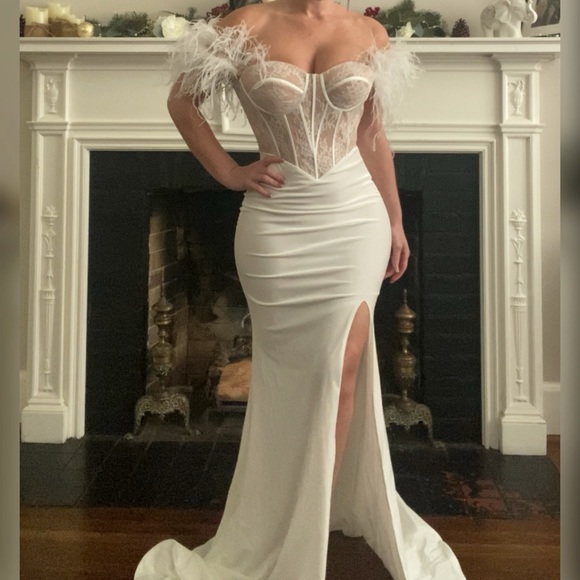 David's Bridal Dresses & Skirts - ❌SOLD❌Sexy lace corset and velvet corset feather wedding, reception engagement